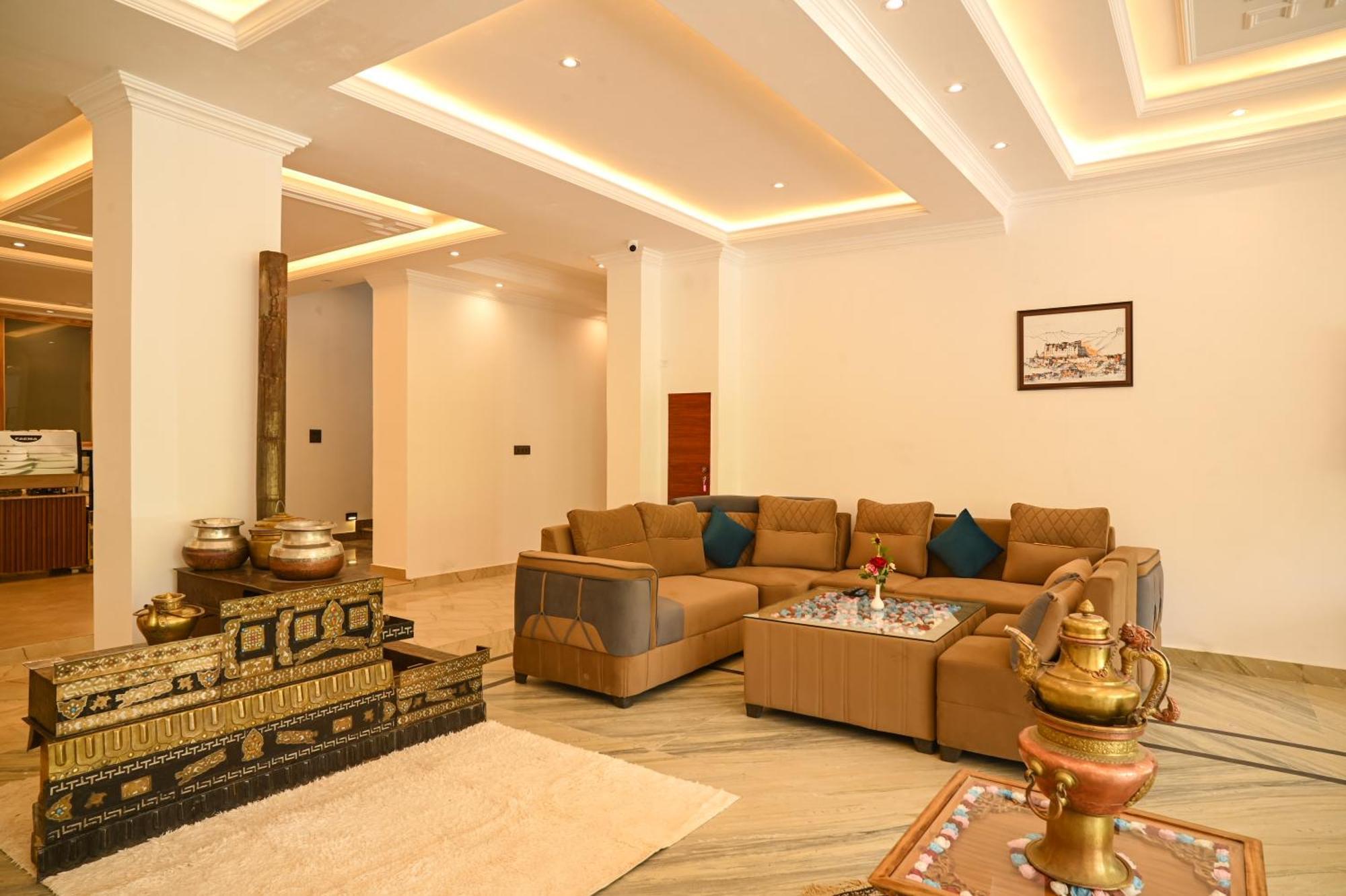 Hotel Ladakh Hills Лех Екстер'єр фото